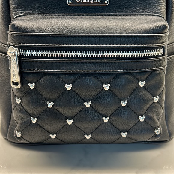 LIKE NEW Loungefly Minnie Bow Mini Backpack Purse - Picture 2 of 10